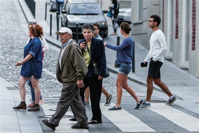 Portugal e o pais europeu com menos cuidados p idosos